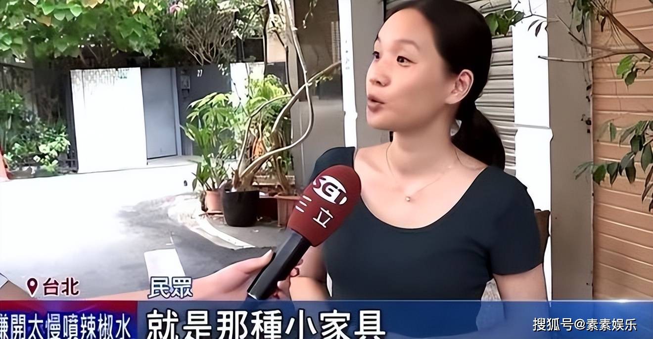 大S离世一周年，S Hotel酒店大门被木板封住，那串珍珠项链还挂着