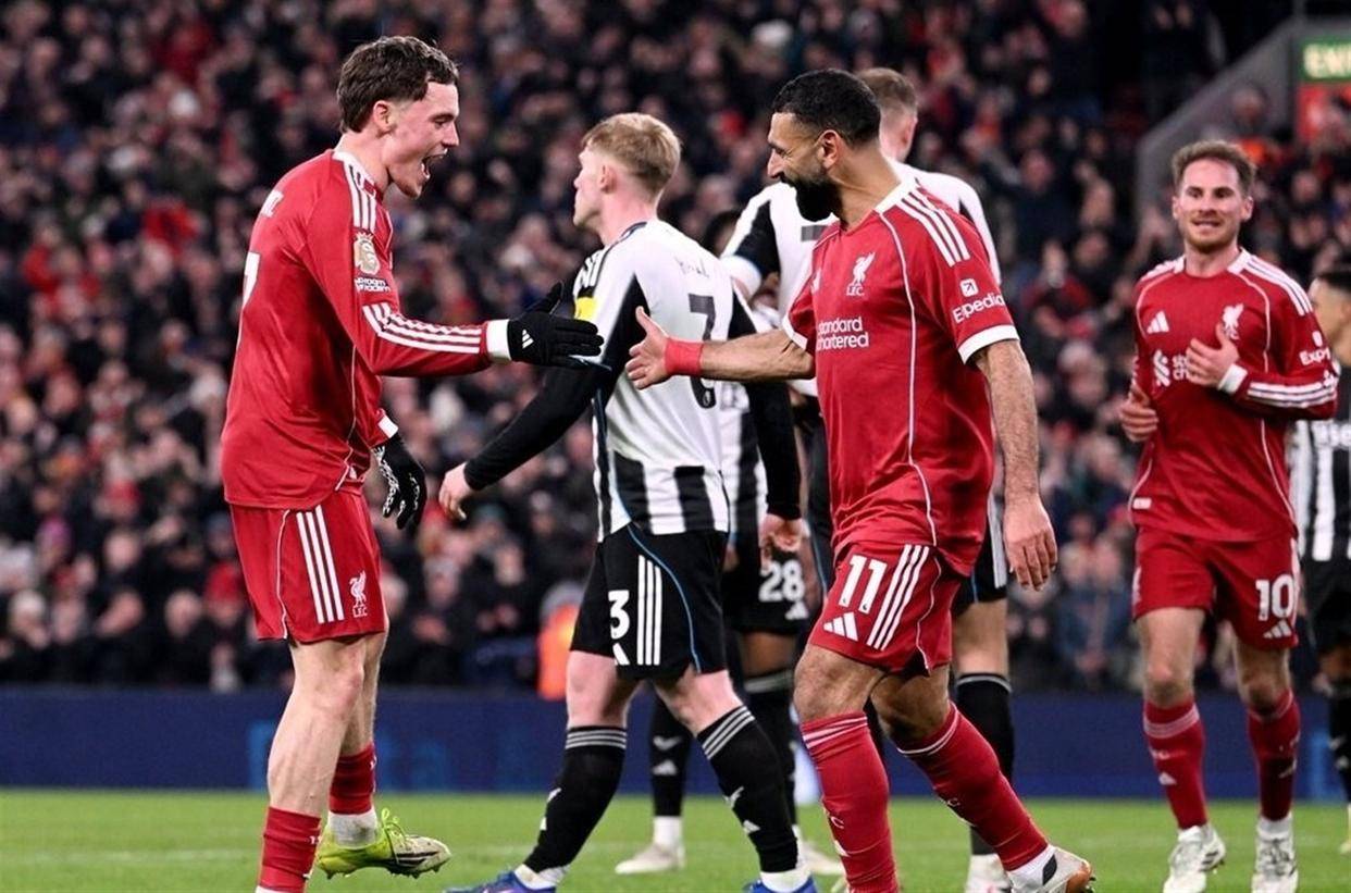 英超最新积分榜英格兰足球超级联赛！阿森纳4-0利兹联7分领跑榜首切尔西3-2利物浦4-1