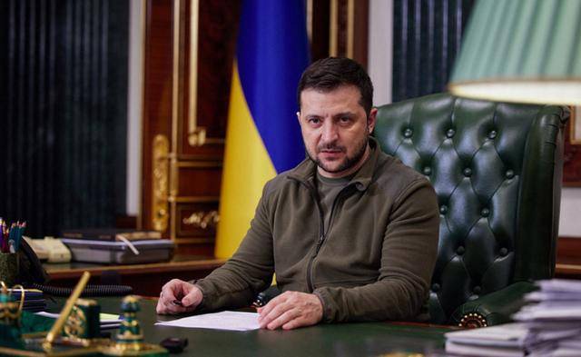 泽连斯基发出狠话，要求每月干掉5万俄军，话音刚落，俄军70枚导弹空袭基辅！