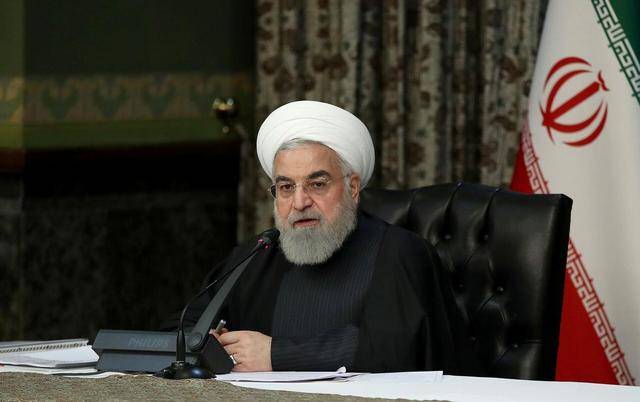 美国还没动手，伊朗内部先乱了，主战派要拿鲁哈尼开刀