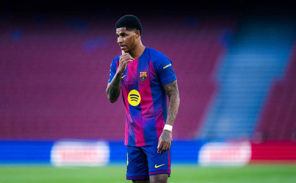 西班牙足球甲级联赛西甲最新积分榜更新：巴萨3-0大胜皇家社会3-1取胜