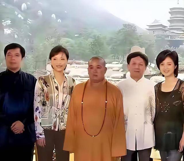 释永信又塌房，圈内四大女星全中招，这场风波谁最冤？