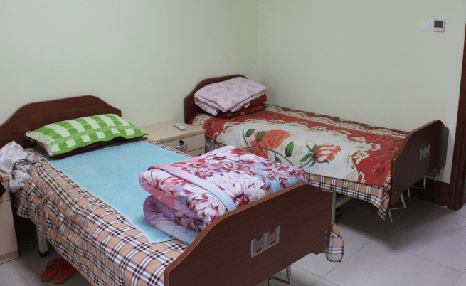 透析老人需照护+就医便捷哪家护博鱼体育-