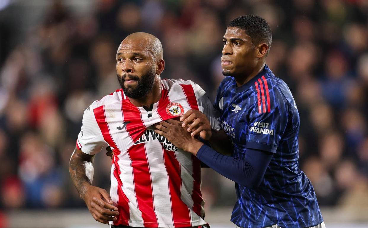 英超第26轮收官战：阿森纳1-1被逼平曼