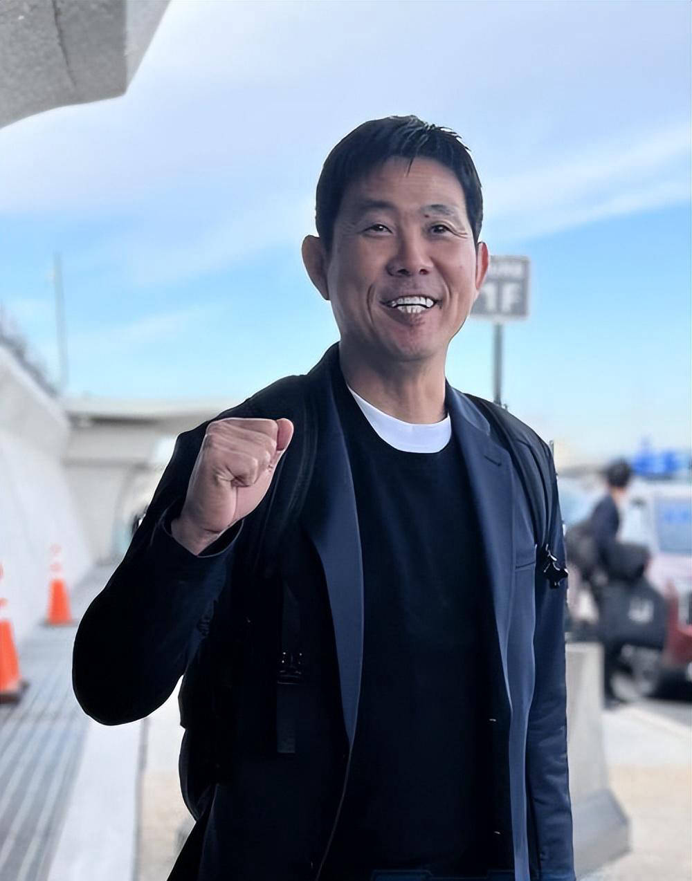 日本队长惨遭重伤世界杯开赛前森保一面临多