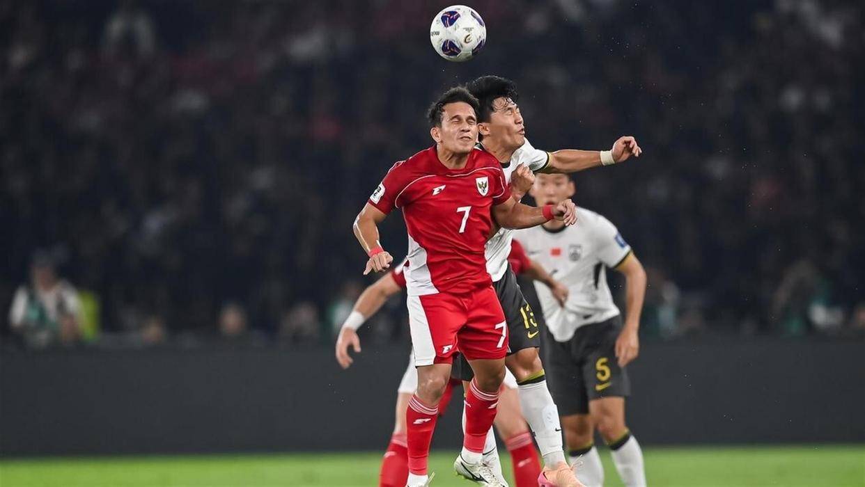 就在今天！2月17日早上国足传来王钰栋、