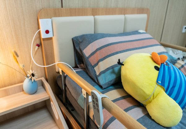 帕金森病痴呆需综合照护哪家中心有专属照料方案？普乐时光、昌平区金手杖国际养老