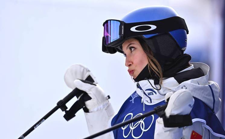 XKTY.COM星空体育-谷爱凌175分惜败摘银奥尔德姆夺金开启大跳台诸神黄昏