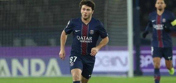 叫扬叔 - 全网最会整活的苏超球迷  足球圈热梗收割机疯狂欧冠夜！1032战果出炉穆帅罚下皇马复仇巴黎逆袭意甲双雄败北！