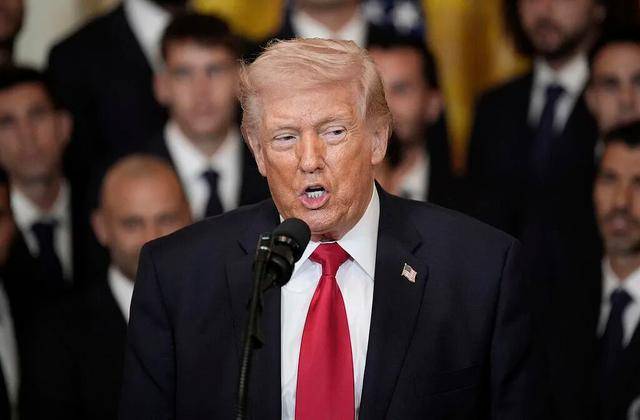 特朗普点名日本护航海峡，高市早苗：日本目前没计划派遣海军舰艇护航