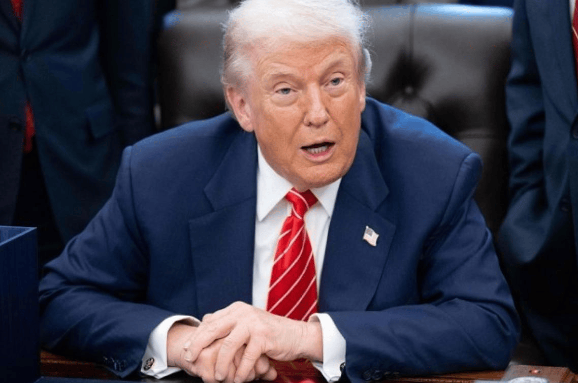 高市早苗专机刚抵华盛顿，还没见到特朗普，先等来了俄方两句话