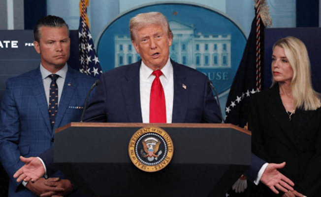 不装了?等不到特朗普访华,美军提前对华摊牌:已盯上中国23个港口