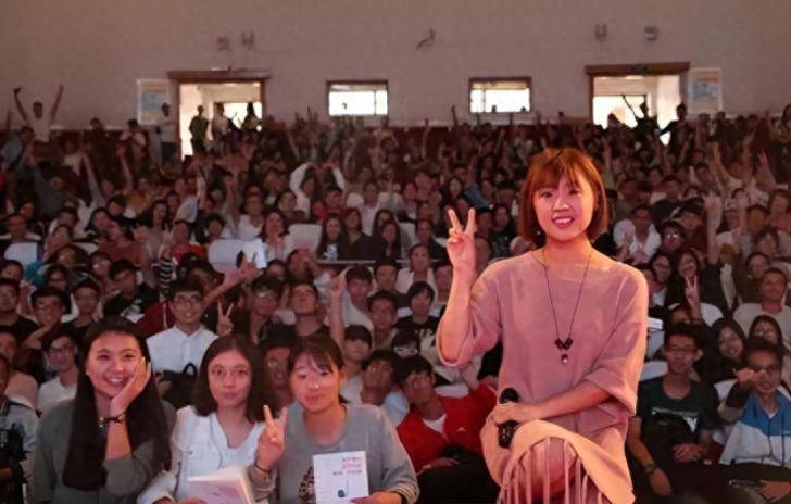 北大寒门贵子刘媛媛带货5个月狂赚一个亿最终因贪婪玩火-第1张图片-