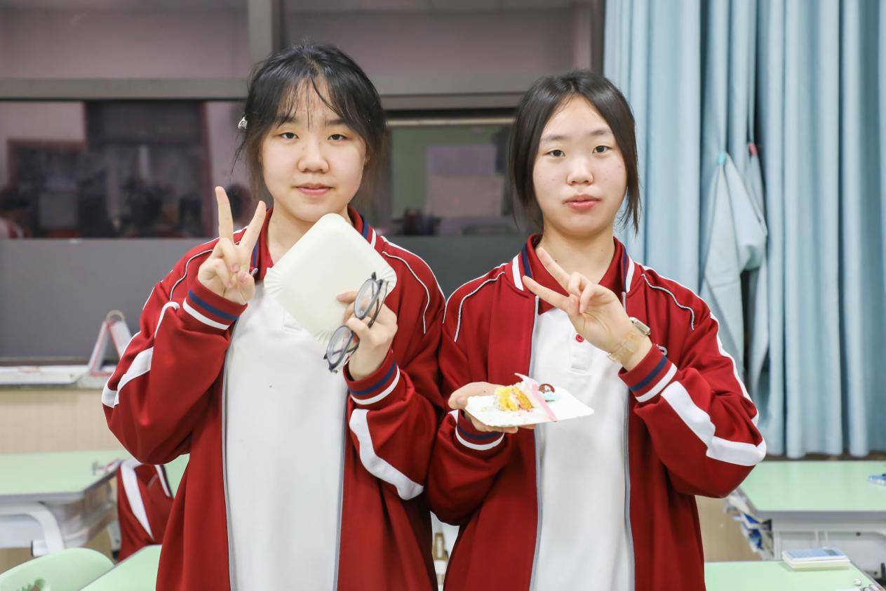 乐鱼体育- 乐鱼体育官网- APP世界杯指定平台西安海外留学申请路径解析 顶峰国际深耕雅思与新马预科