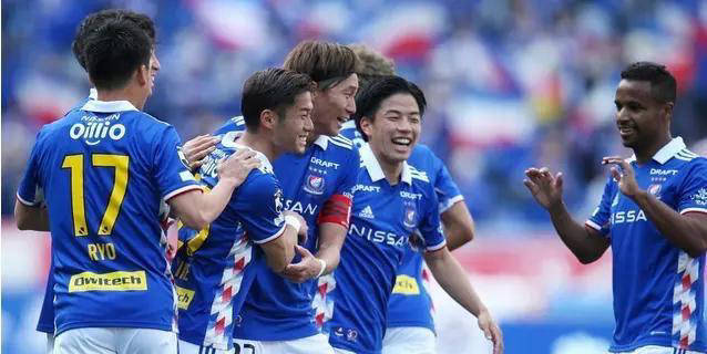 日职联J1排位战精彩对决神户胜利船迎战鹿岛鹿角