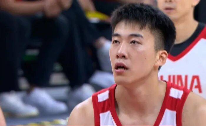 杨瀚森回归中国男篮