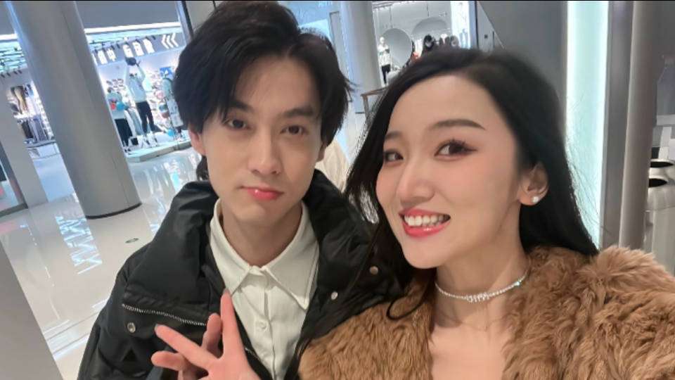 百万钢琴追讨战！九成美法庭亮剑揭露渣男双面人生
