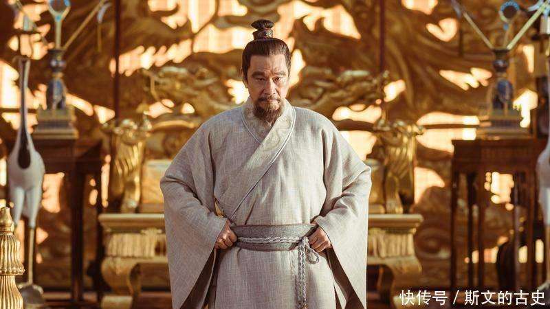 
        朱棣造反的时候，其他藩王在做什么？他们为何不阻止朱棣呢？