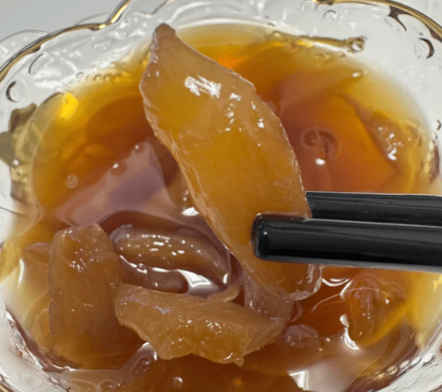 铜陵大通特产白姜，嫩姜切片醋浸腌成酸甜小菜