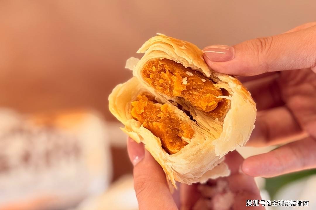 奶皮子、香菜牛肉、宠物月饼……七鲜的月饼口味卷到哪儿了？
