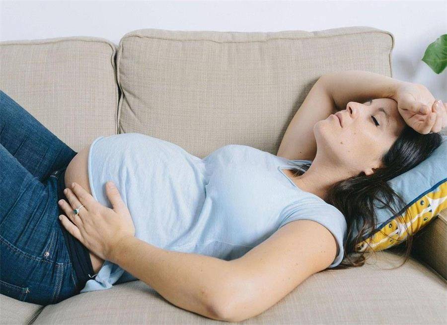 女性孕期情绪不稳定、容易胡思乱想是为什么?怎么调整?