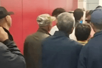 女村支书制止男子烧草木灰被其杀害