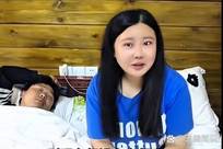 一对骑行的情侣到达拉萨以后，因为实在太累，就在宾馆开了房，大概是长途跋涉太久没洗澡，两人迫不及待地洗了个痛快热乎澡。没成想这一洗坏了事，倒头睡下后第二天竟然浑身瘫软、头晕胸闷，连着在床上躺了整整三天起不来！女方刘女士心里直犯嘀咕：难不成这大病是洗澡惹的祸？明明一路上露营都没事！年轻人说...