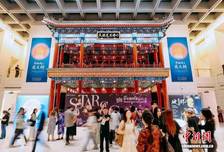 2026“中轴线上夜天桥”艺术推广活动开启 贯通观演到旅游全链条