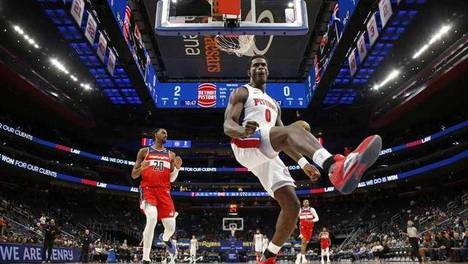 女子称洗澡时从香皂中洗出金币