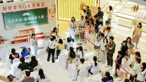 喜茶搞起全国“奶茶大联考”！年轻人排队入场，怎么回事？