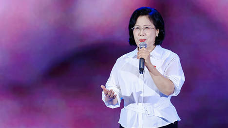 谁说老人搞不定AI？“冬香妈妈”带银发族玩转反诈AI不掉队