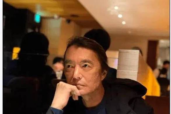 3名初中生凌晨偷奔驰致严重车祸