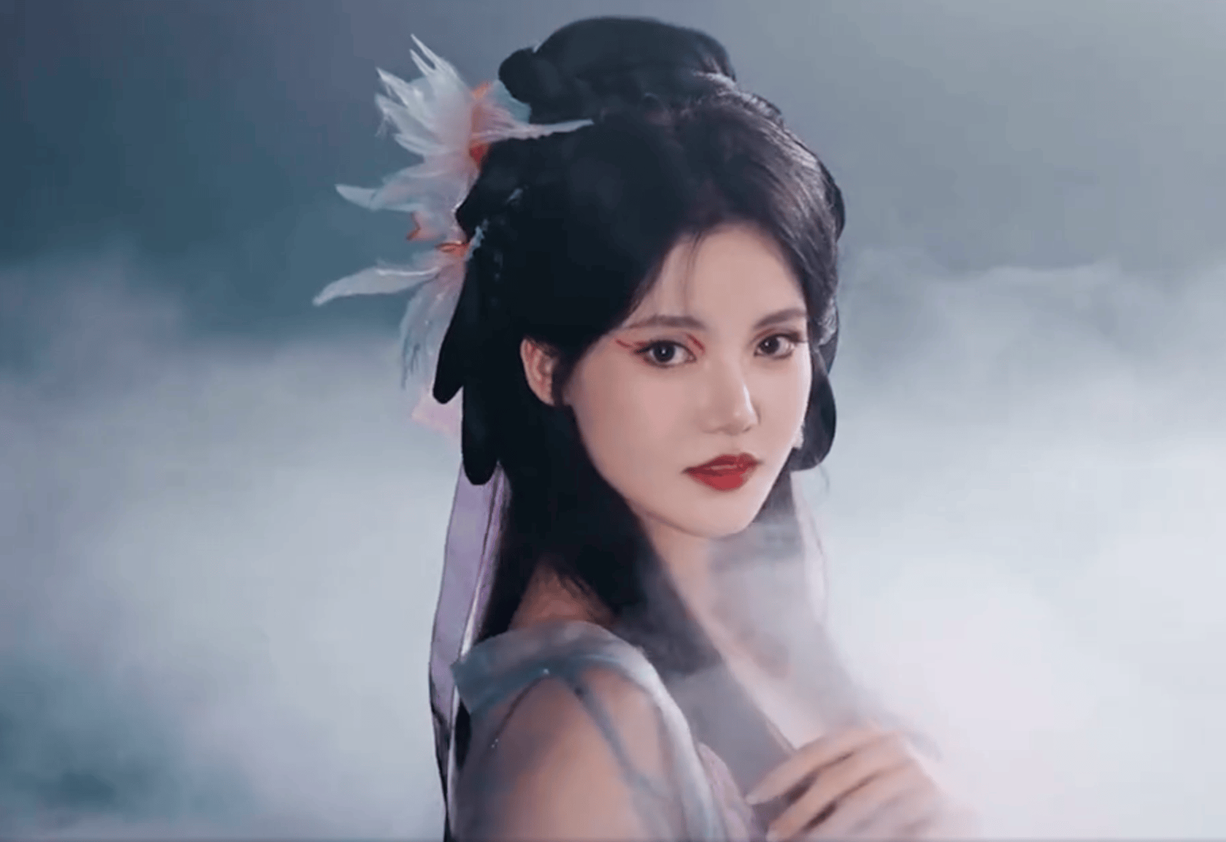 哈尼克孜与孙珍妮化身花妖!翩翩起舞十分妩媚迷人