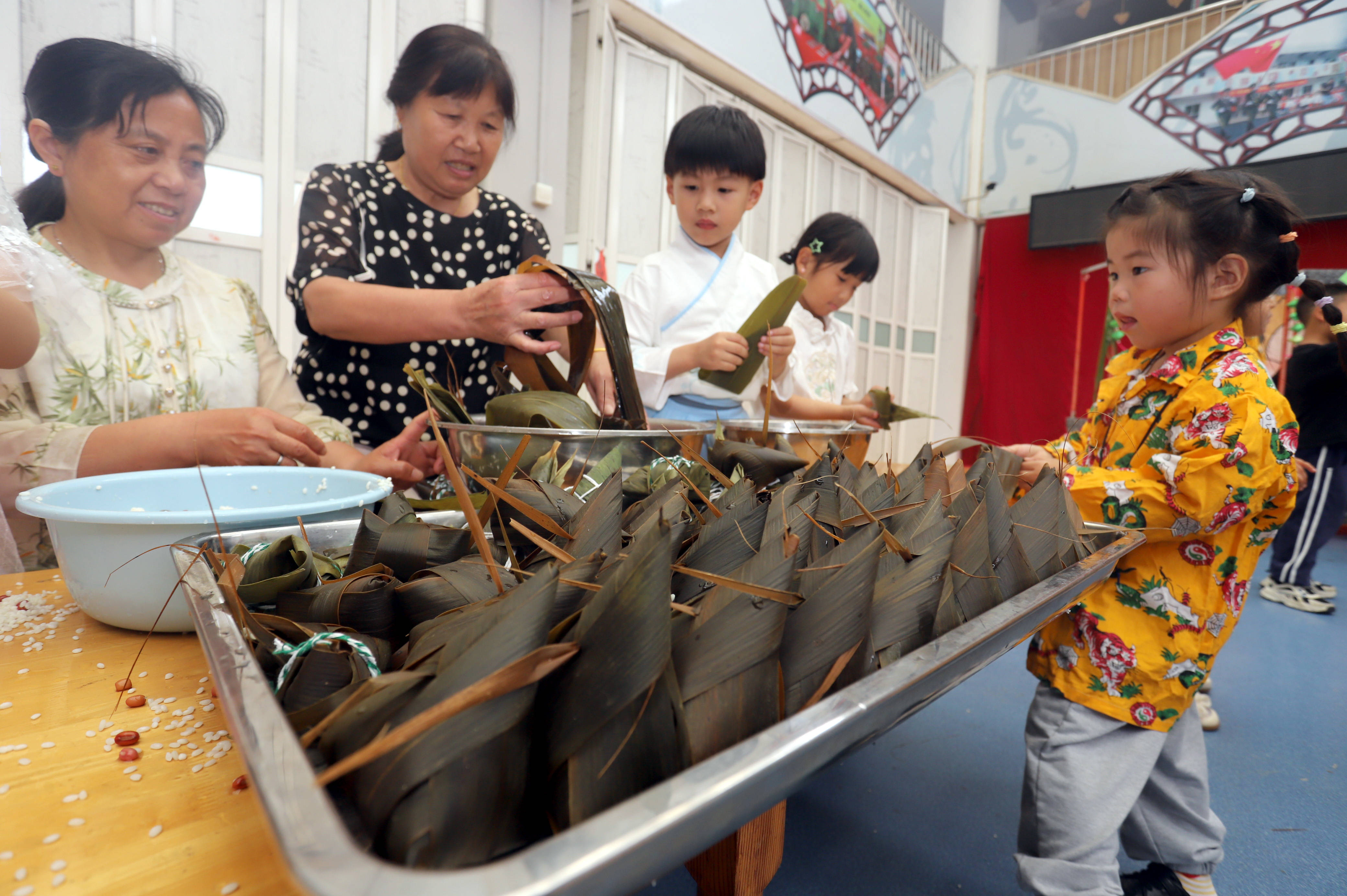 爱济南:澳门正版资料大全免费更新-“文化和自然遗产日”多地将举办非遗活动，线下活动近万项