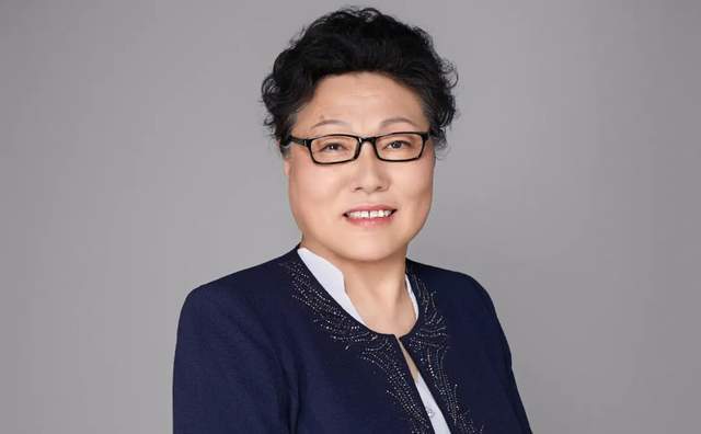 谭雅玲：黄金和石油对称与非对称行情的意图与逻辑