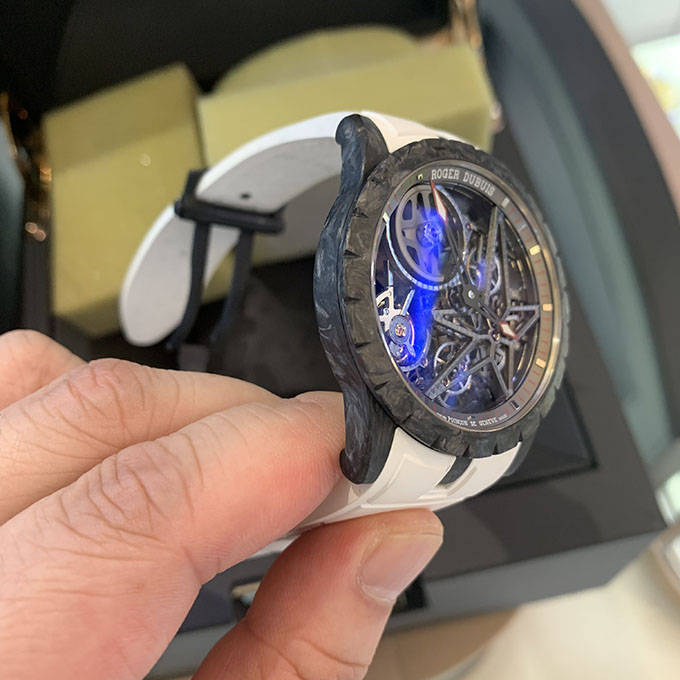 �޽ܶű�����RDDBEX0508��ɫ̼��ά�ο����������빦�ܵĶ���...