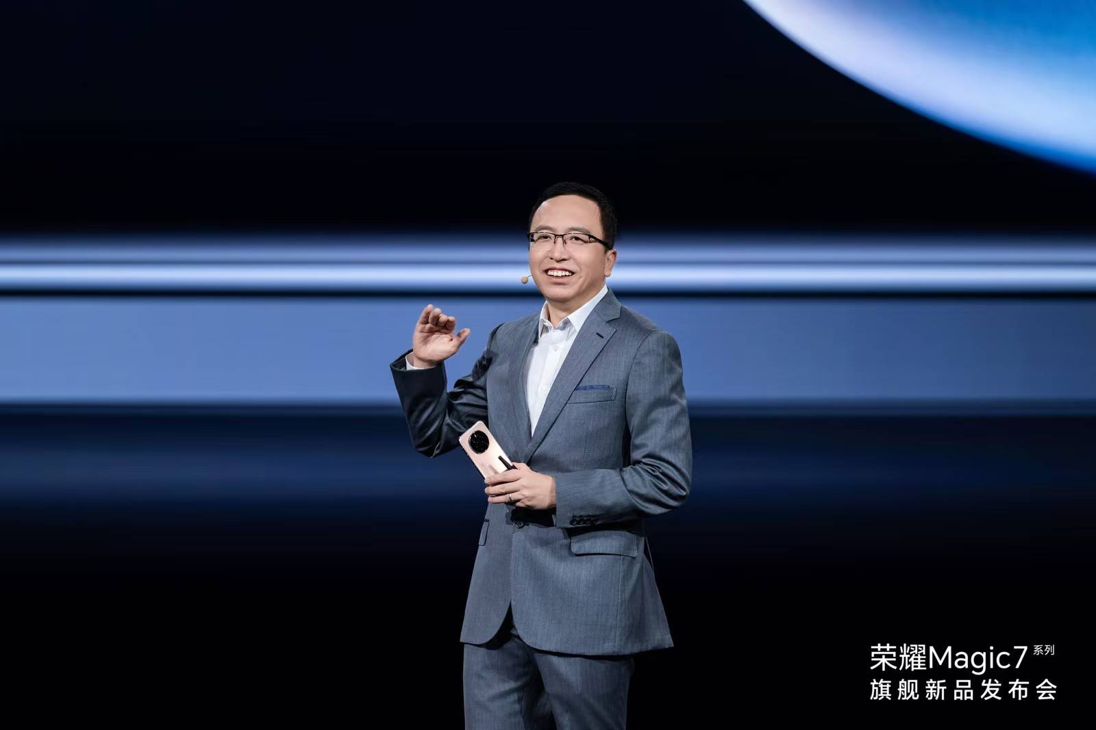 这样也行？（赵明为什么不留在华为）荣耀赵明有股份吗多少钱，原创
            对话荣耀CEO赵明：荣耀不走华为的路，激活win10版密钥，lo娘和洛丽塔区别，