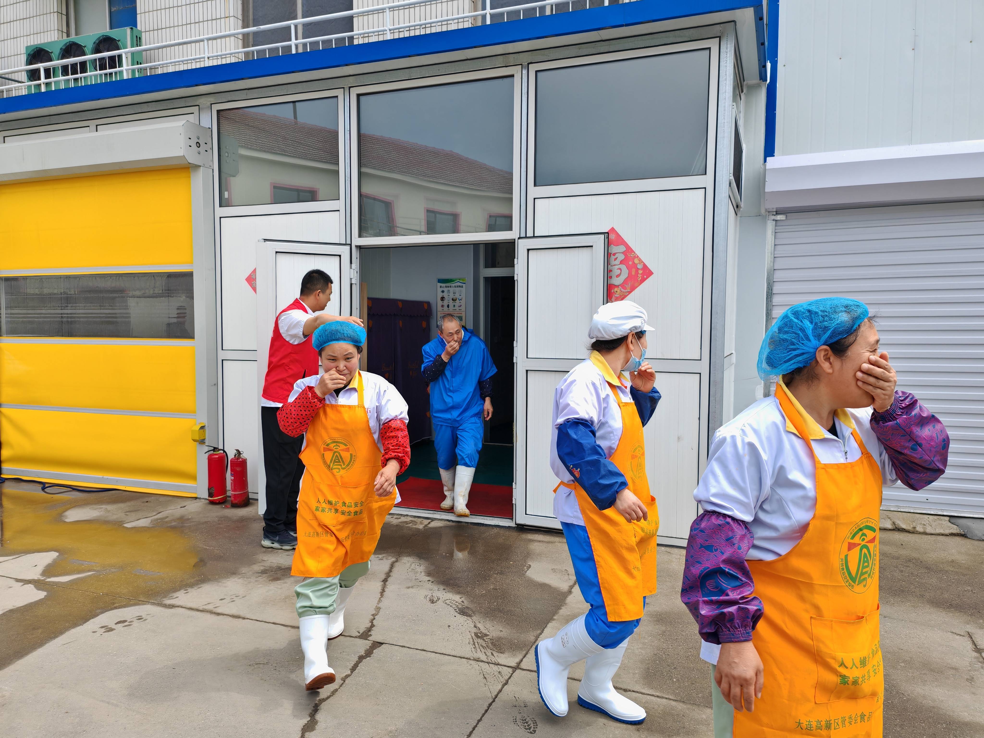 居然可以这样（公司开展消防安全月）企业消防安全月活动方案，企业消防月月练，筑牢安全“防火墙”，防火墙，