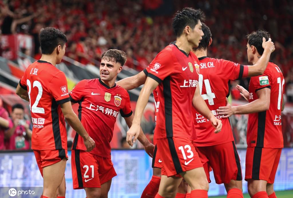 中超-维塔尔1射2传 海港4-1河南12轮不败暂登顶