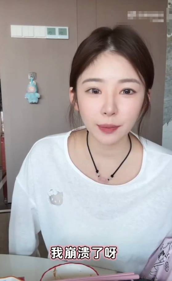 黄一鸣自曝公开孩子父亲的原因：货卖不好没有钱