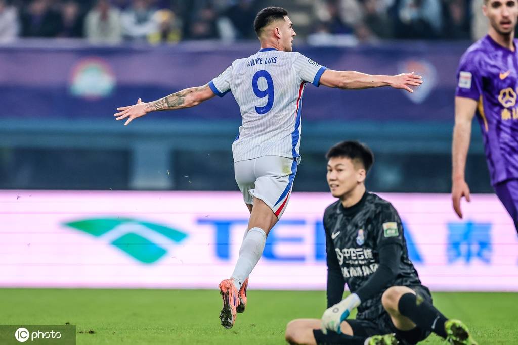 中超-阿苏埃吴曦路易斯破门 申花3-1津门虎获亚军