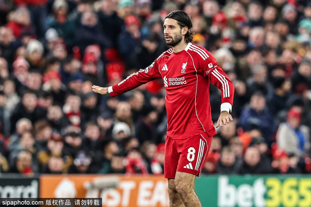 欧冠-范迪克送点索博破门 利物浦1-4埃因霍温遭正赛3连败