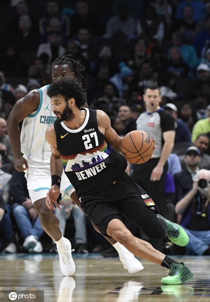 约基奇28+11默里34+6 掘金轻取黄蜂3连胜