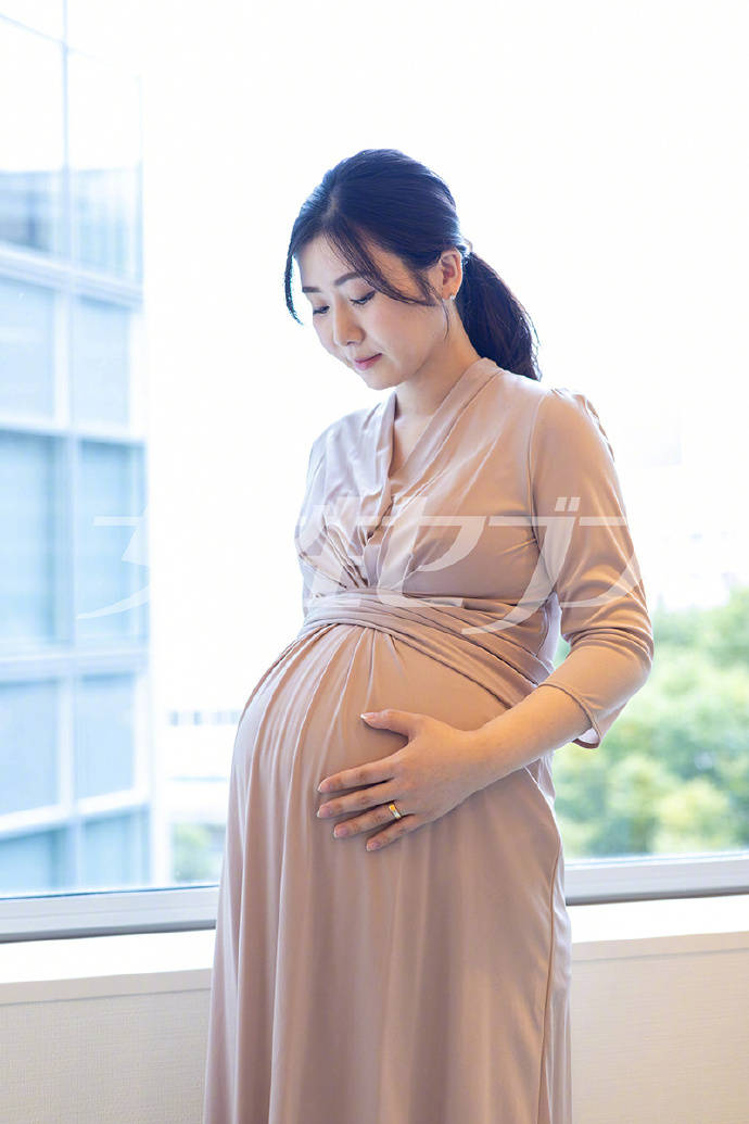 福原爱晒孕肚照宣布再婚怀孕 曾被质疑婚内出轨男方