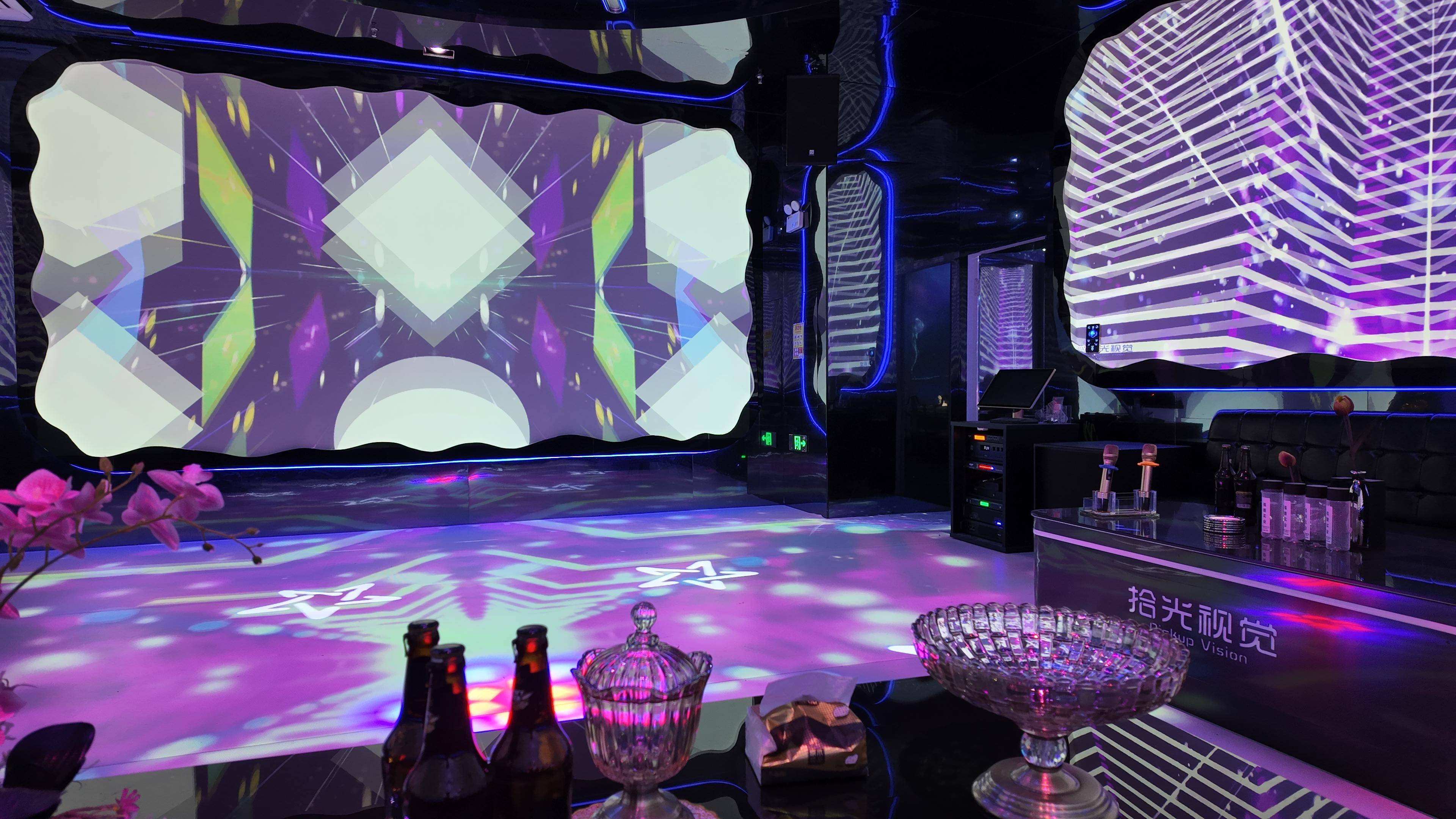 必威西汉姆联官网宴会厅投影方案优选广州拾光数字技术全息3D沉浸式投影全覆盖定制化设计打造梦幻场景