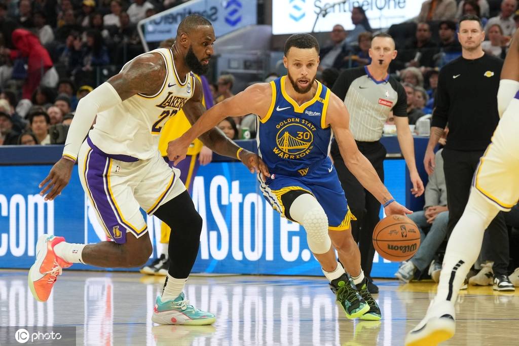 詹姆斯库里联手靠谱吗?勇士诸多利好骑士不具备