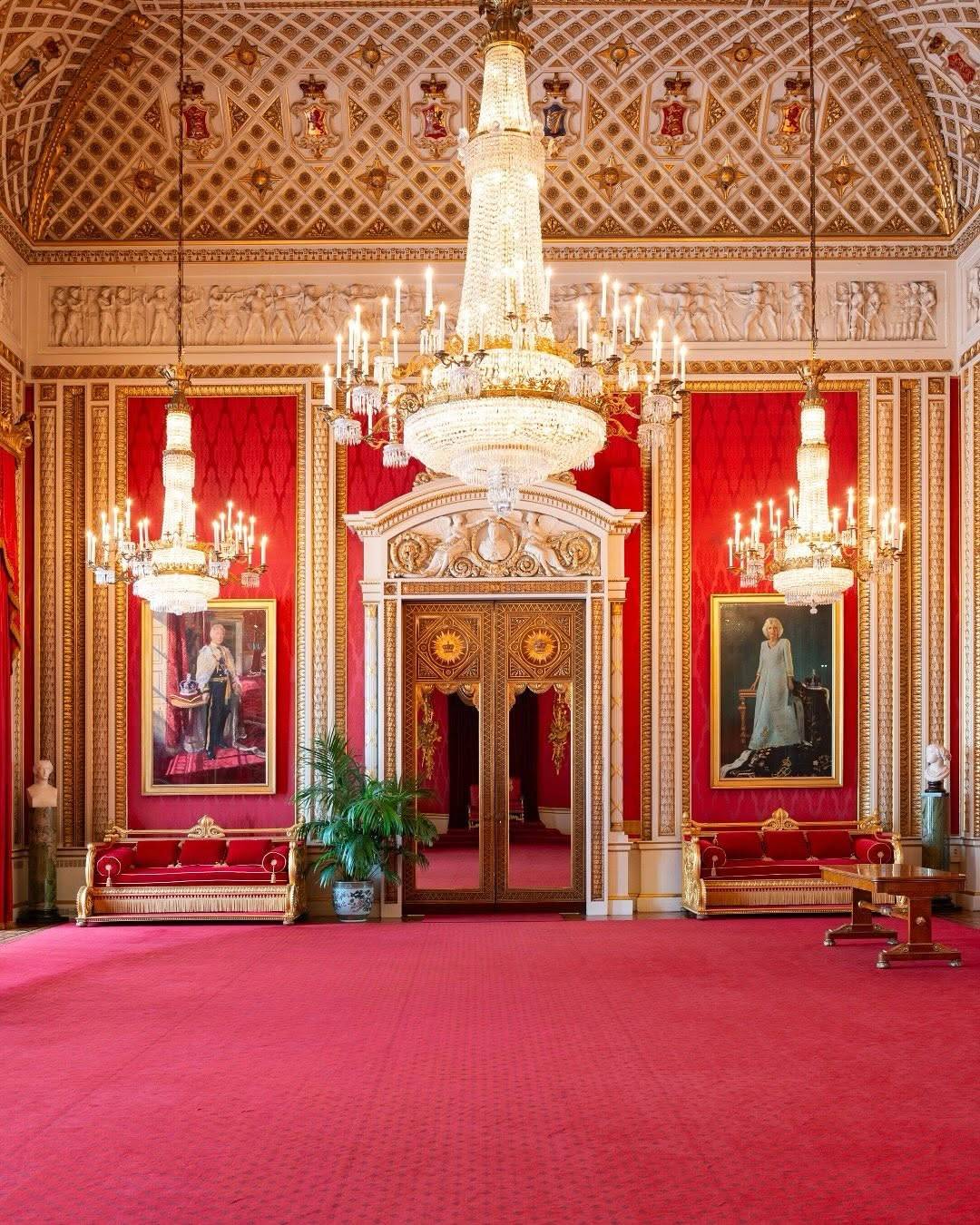 689066bb3b4cd814b2c91f34_gr8 windsor castle 1_副本_副本.jpg