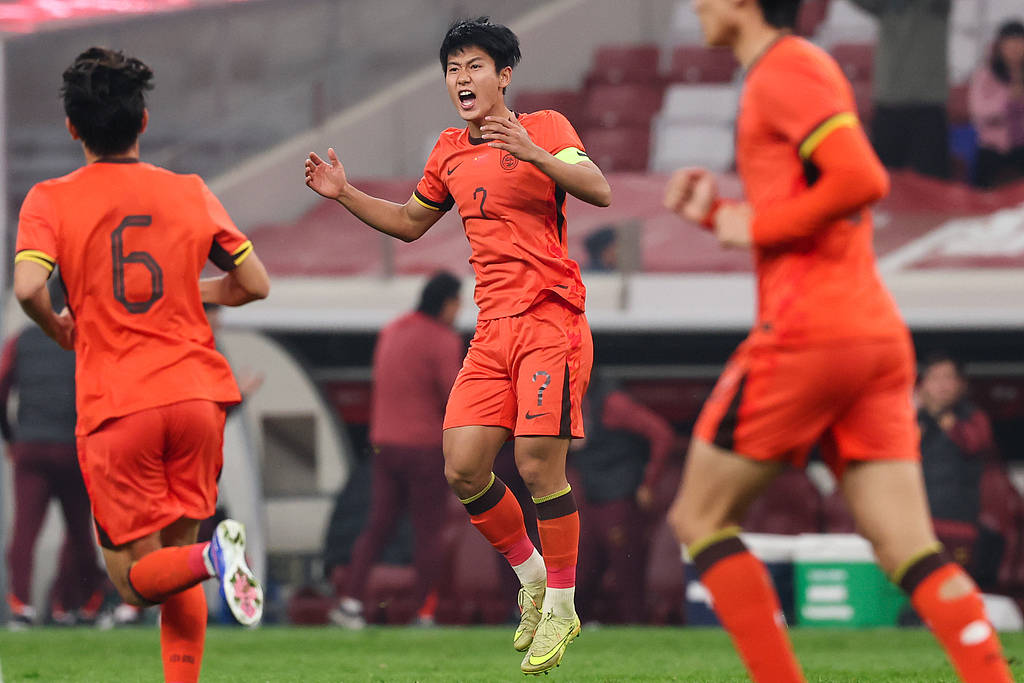 邀请赛-向余望李新翔破门 U23国足连扳两球2-2U23泰国队