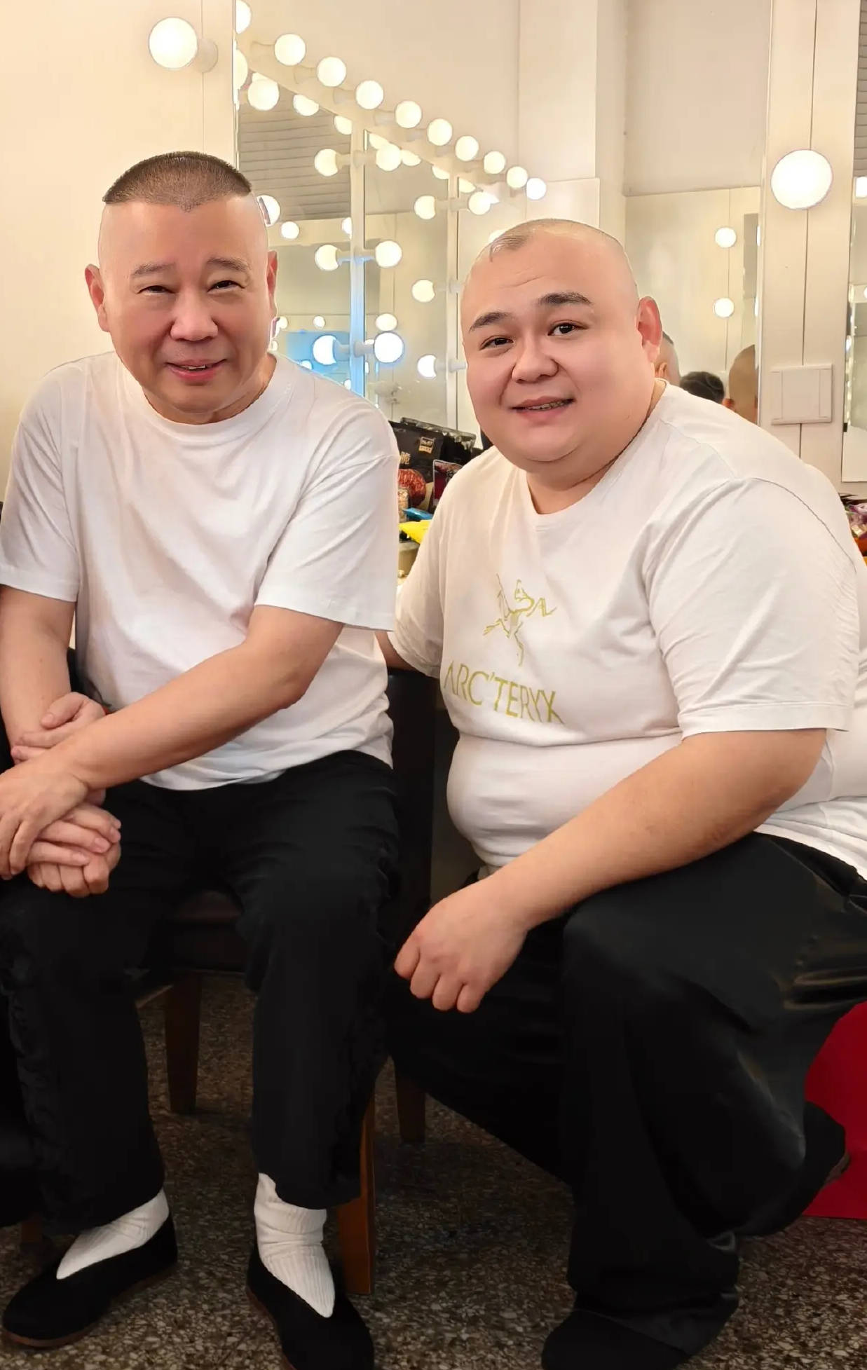 德云社回应杨鹤通不当言论：解除其教学主任职务