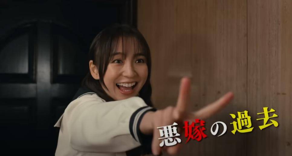 曾因出轨被丈夫抓包轰动全网，如今她靠本色出演不伦妻杀回娱乐圈，这部剧还爆了！网络评论褒贬不一……